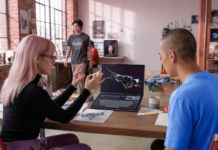 MWC 2026: Lenovo apuesta por laptops 3D e IA ambiental